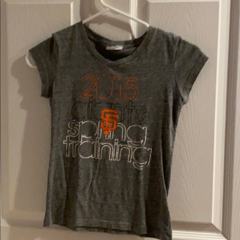MLB giants tee